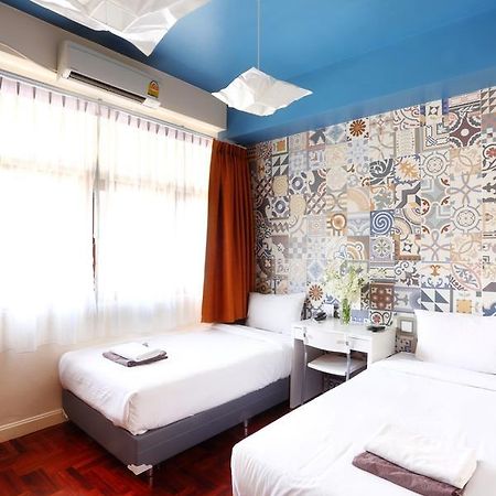 Baan Saladaeng Boutique Guesthouse Bangkok Exterior foto
